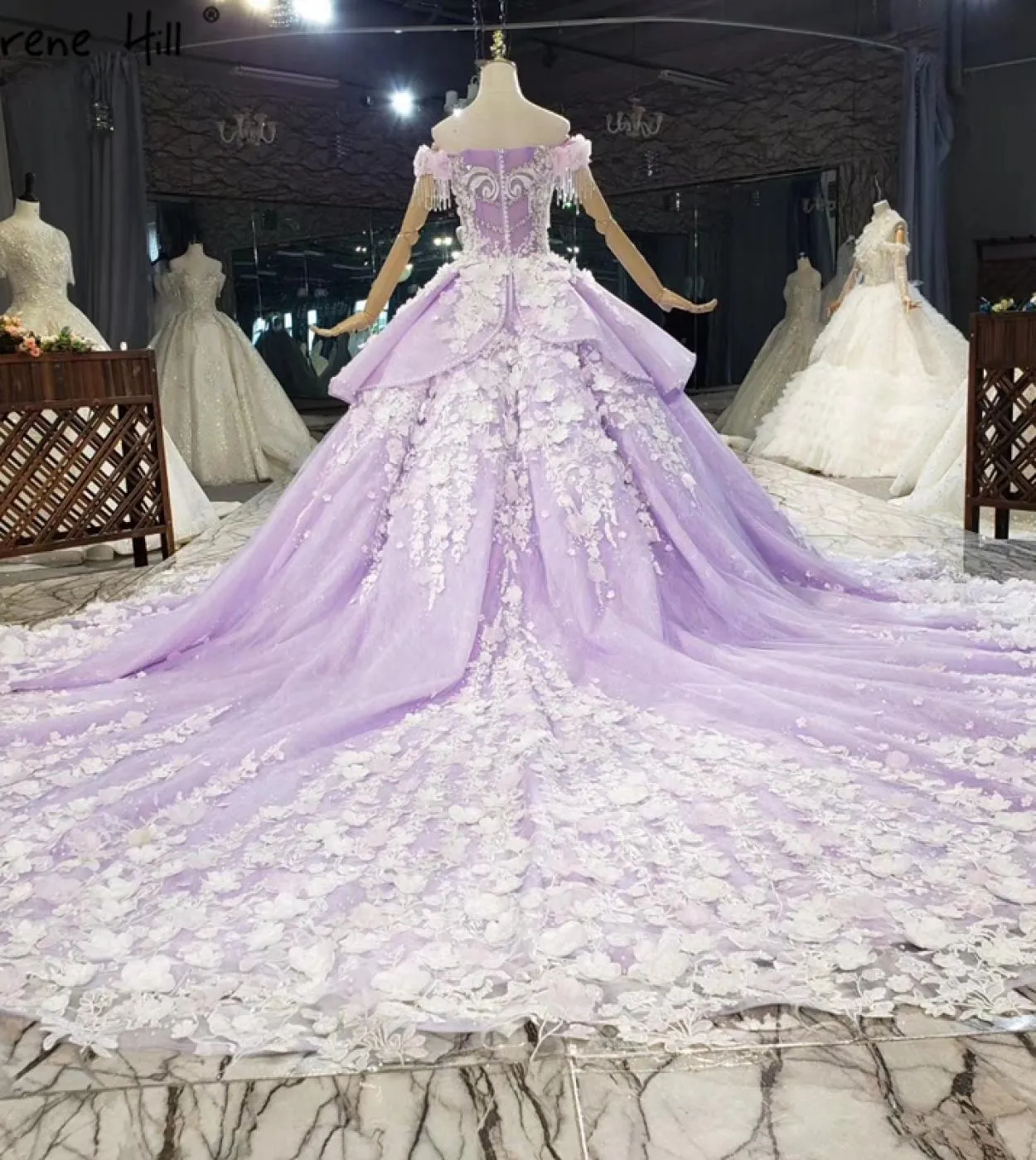 Viola fatti a mano fiori perle abiti da sposa 2023 Dubai senza maniche lusso abito da sposa di fascia alta Hx0233 Custom Madewed